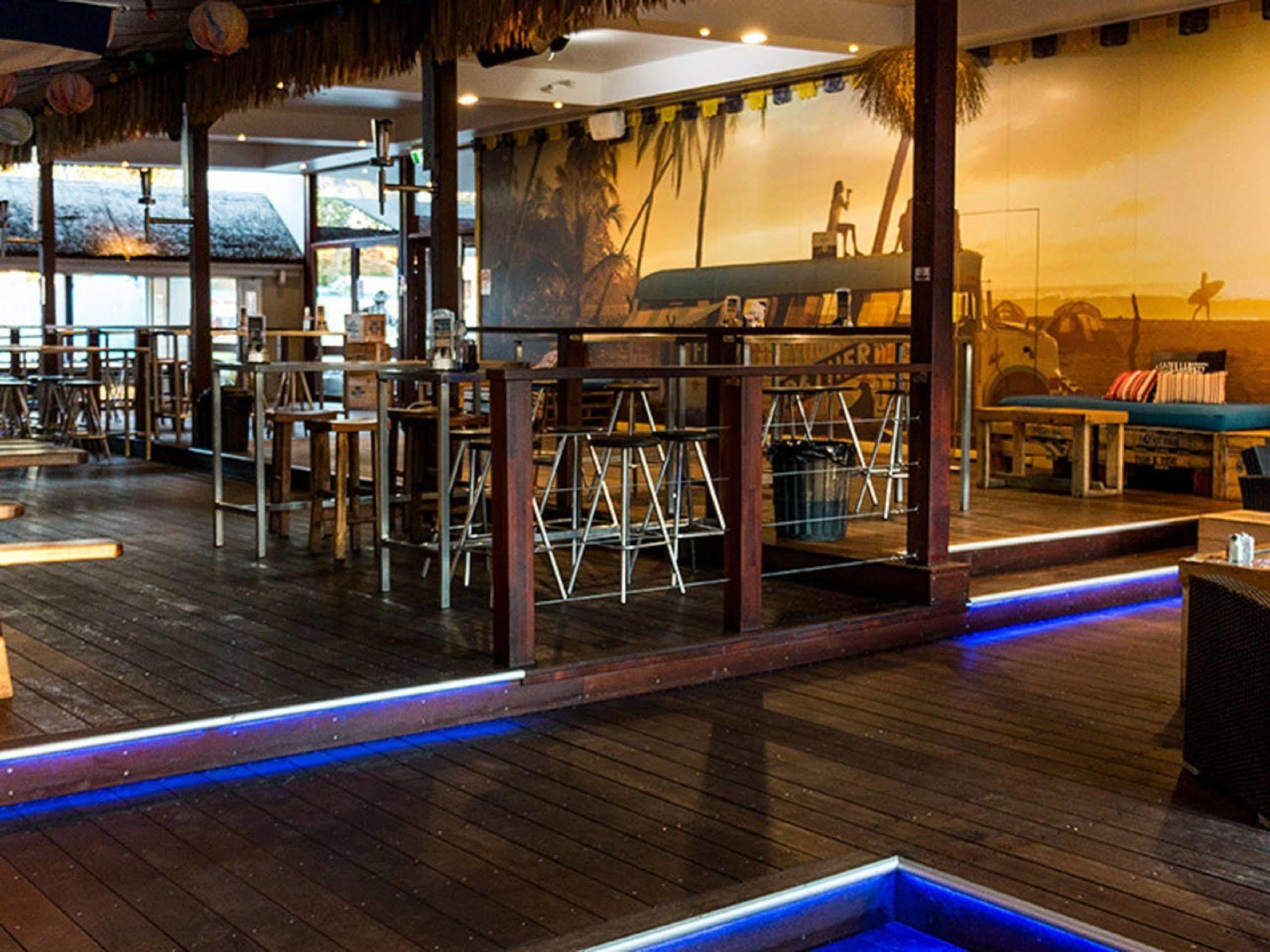 Park Beach Hotel Motel Κοφς Χάρμπουρ Εξωτερικό φωτογραφία